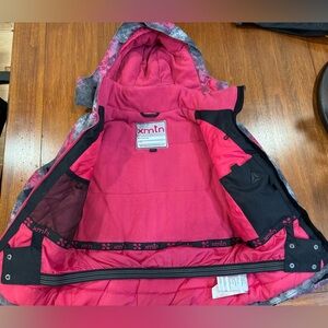 XMTN Girl size small (6-8) winter snow jacket